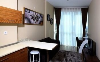 Ekinci מלון דירות 4*